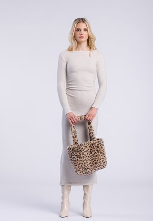 Freaky Nation Handbag - leo