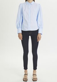 Karen by Simonsen Košilová halenka  - light blue