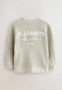 Felpa grigia chiara con texture effetto, dotata di tessuto a costine, con testo ricamato bianco: "ALLSAINTS" e "LONDON." Include un collo rotondo e maniche lunghe.