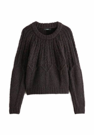 Dunkelbrauner, strukturierter Strickpullover mit Rundhalsausschnitt, langen Ärmeln und geripptem Saum; zeigt ein Muster aus erhöhten Linien.