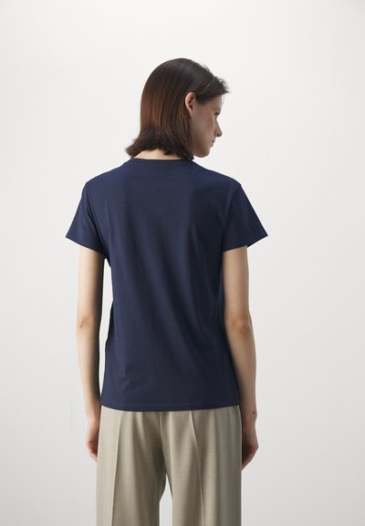 Filippa K SOFT TEE - Lihtne T-särk - navy