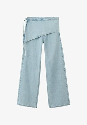 Svetlo modre široke kavbojke z asimetričnim pasom za zavijanje in detajlom z zavezovanjem na strani.