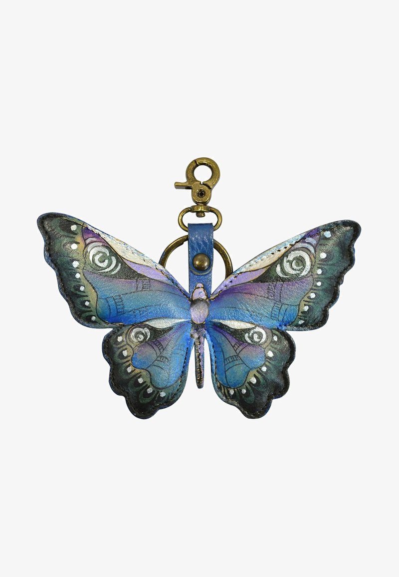 Leder-Schlüsselanhänger in Form eines Schmetterlings, mit blauen und lila Farbtönen, filigranen Mustern und einem Messing-Schlüsselring.}}}