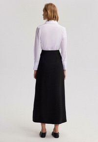 Touché Privé NATURAL LOOK WITH ELASTIC WAISTBAND - Maksi sijonas - black