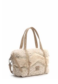 Oficialiai balta dirbtinio kailio rankinė su tekstūruotu paviršiumi, su du galus ir subtiliais ruda akcentais. Į komplektą įeina nuimamas peties diržas.