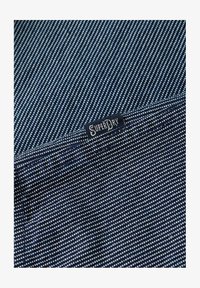 Non selezionato, indigo stripe