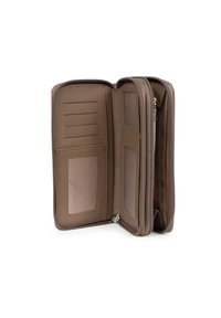 Portafoglio in pelle marrone con chiusura a zip. Presenta scomparti per carte, due tasche trasparenti per documenti d'identità e una superficie strutturata. L'interno ha una finitura liscia.