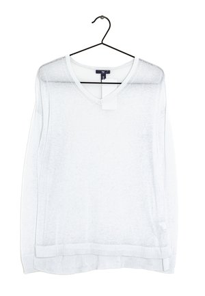 Maglione leggero bianco con scollo a V, polsini e orlo a coste. Tessuto leggermente trasparente e etichetta appesa.