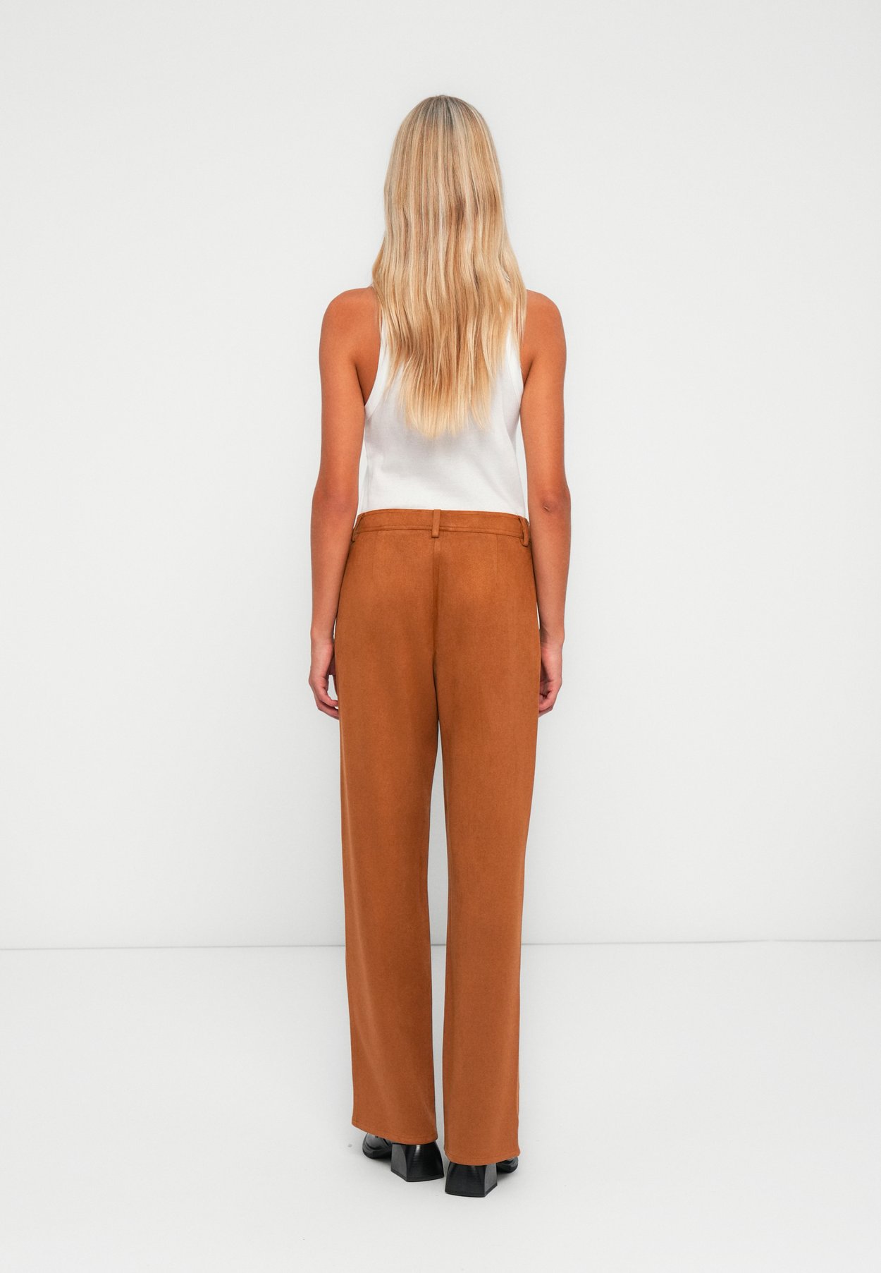 Wide-leg ONLINA Straight Fit