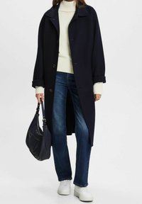 Esprit Stickad tröja - off-white