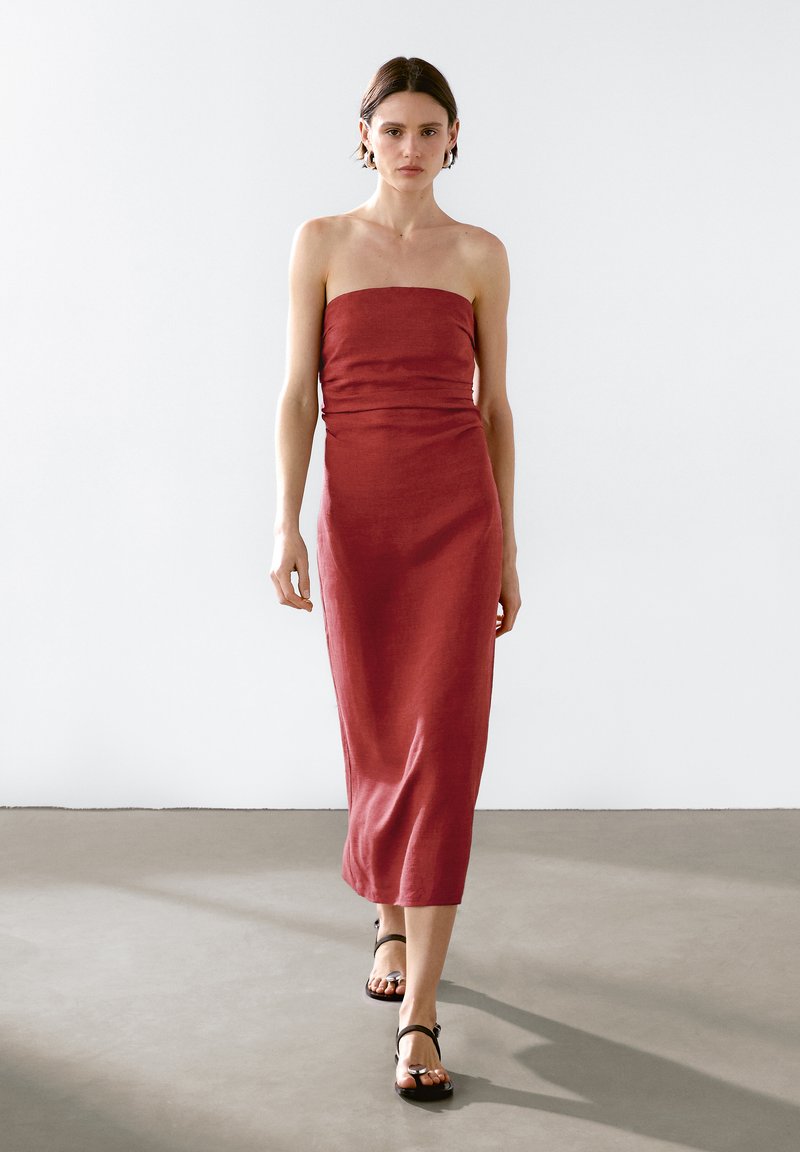 Massimo Dutti STRAPLESS - Cocktail dress / Party dress - mottled red
