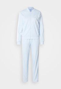 Neselectat, crystal sky