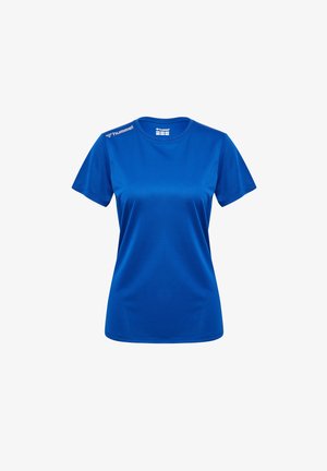 Blå kortärmad t-shirt gjord av ett smidigt, lätt tyg. Har en logotyp på axeln och en klassisk rund halsringning.