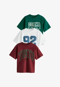 Valimata, white green berry varsity