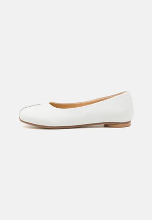 MM6 Maison Margiela Balerīnas laiviņas - white