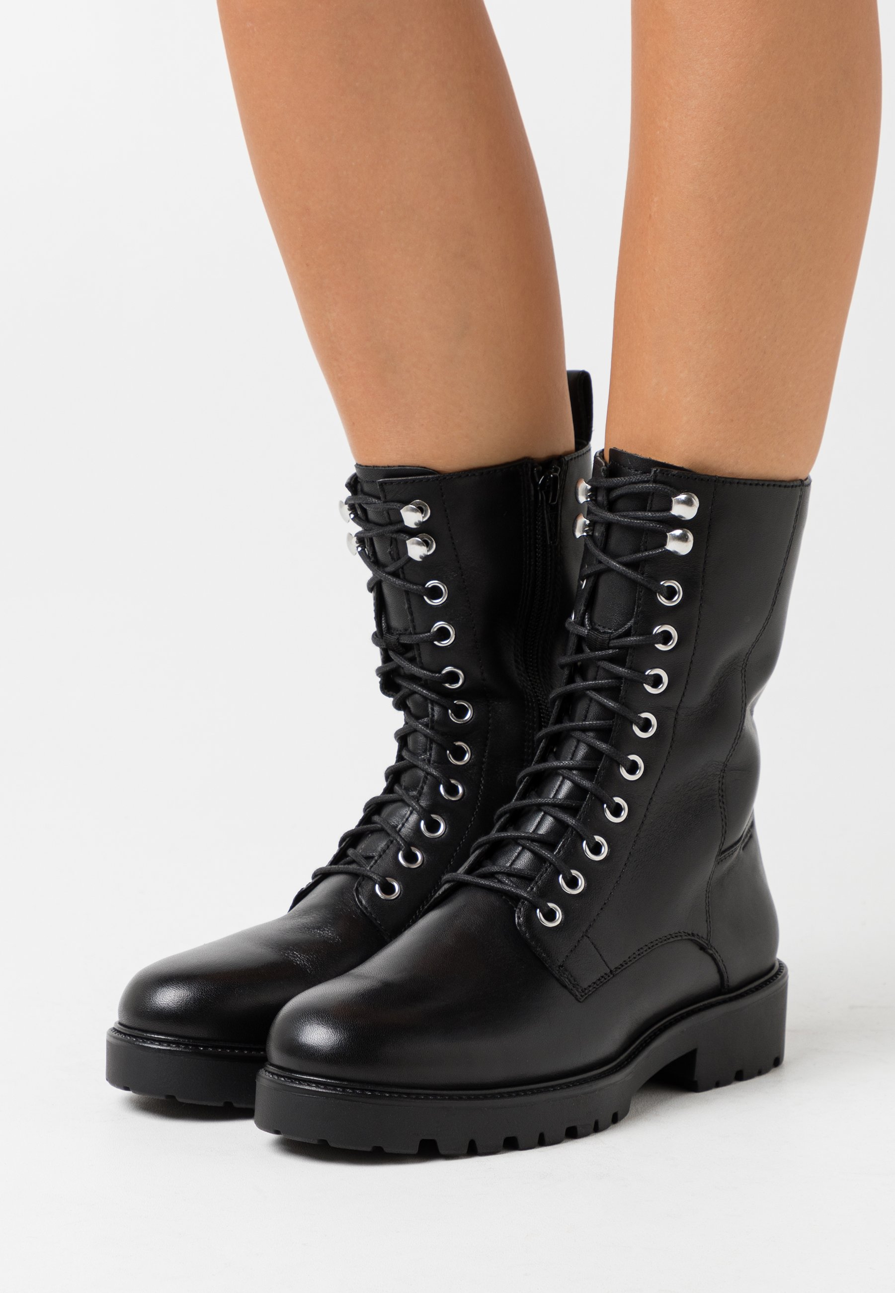 vagabond kenova combat boot black