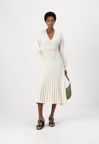 Pinko BASTET ABITO - Abito in maglia - bianco/oro