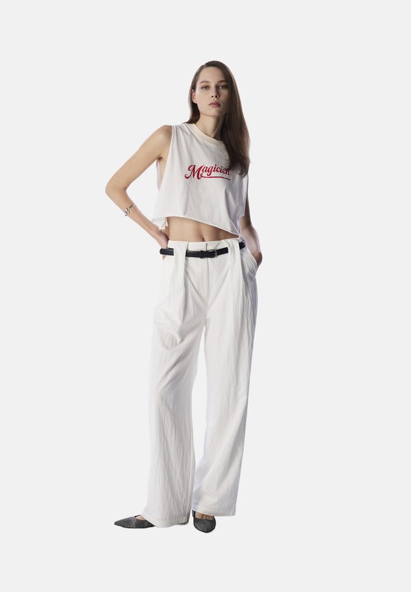 WIDE LEG FIT TEXTURED  - Stoffhose - ecru