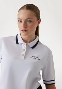 Guess CROPPED  - Polo - blu