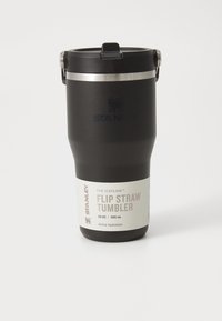 Stanley THE ICEFLOW™ FLIP STRAW 2.0 TUMBLER 0.6L / 20OZ UNISEX - Drink bottle - black 2.0