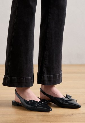 Ballet pumps - black