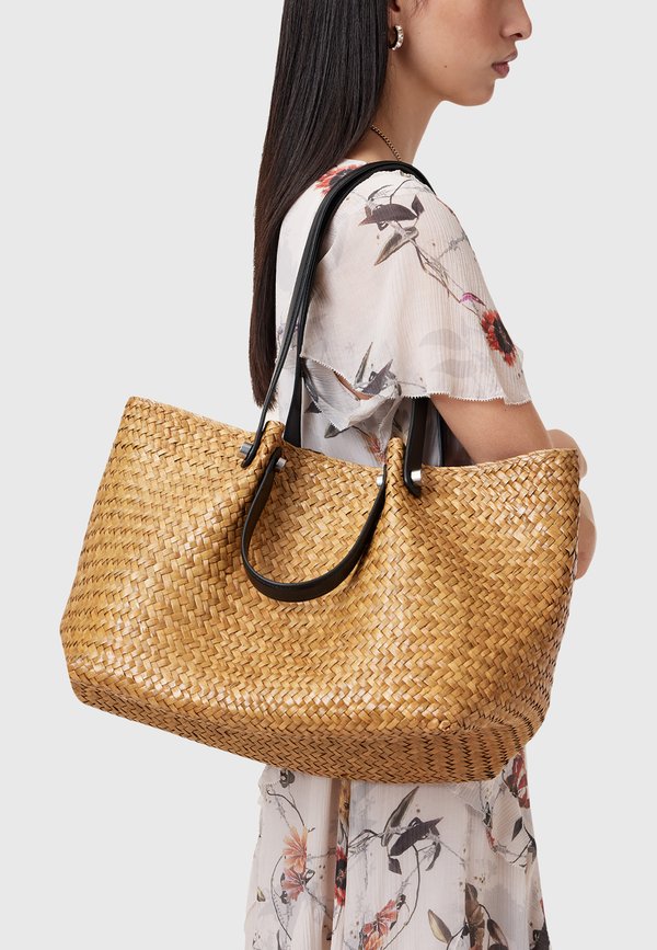 ALLINGTON TOTE - Tote bag - cream
