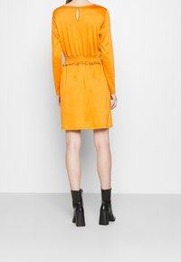 VILA Denní šaty - yellow