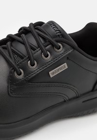 Skechers DELSON - Stringate sportive - black