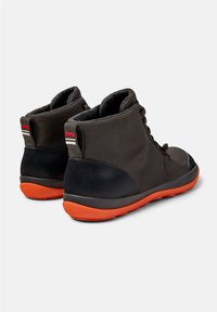 Camper PEU PISTA - Botines con cordones - dunkelgrau