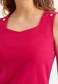 Greenpoint Pouzdrové šaty - pink