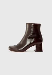 Chie Mihara MUKI - Bottines compensées - sucre choco