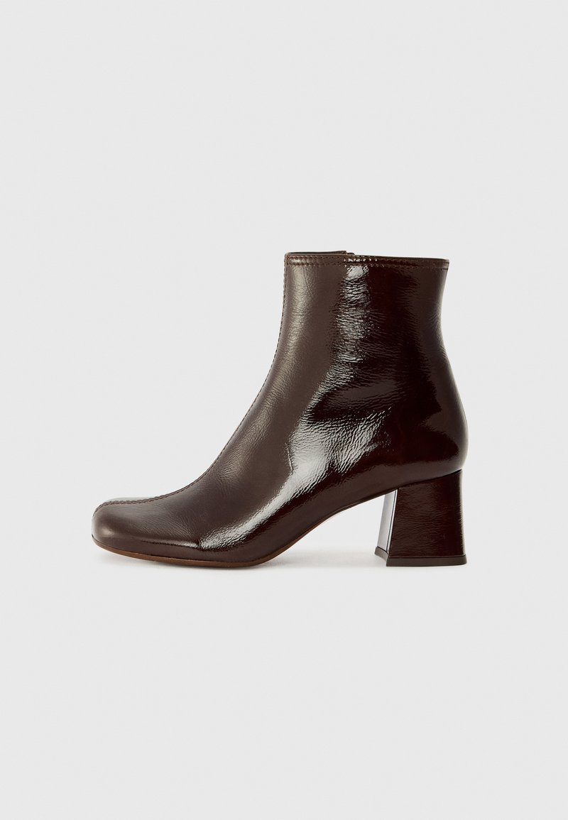 Chie Mihara MUKI - Bottines compensées - sucre choco