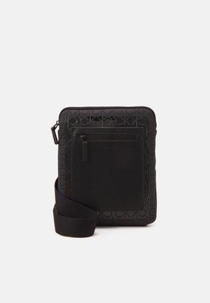 Taška s příčným popruhem - black