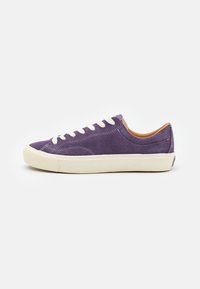 Last Resort AB Sneakers - berry