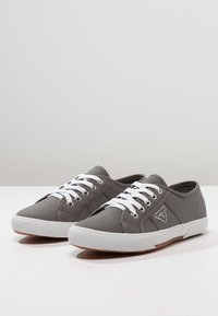 Tamaris Sneakers - light grey