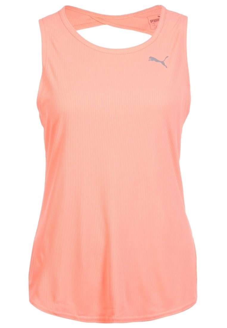 Top atlético en color durazno, confeccionado con tejido acanalado, que presenta un diseño de espalda cruzada y un pequeño logotipo gris de Puma en el pecho.
