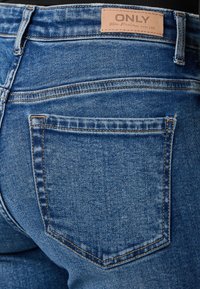 ONLY Tall ONLSUI MID - Džíny Slim Fit - medium blue denim