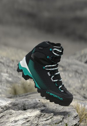 La Sportiva AEQUILIBRIUM ST WOMAN GTX - Παπούτσια πεζοπορίας - black/aqua