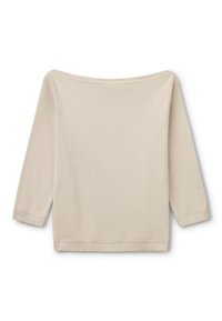 Beige svetr s odhalenými rameny, tříčtvrtečními rukávy, žebrovanými manžetami a lemem, vyrobený z měkké tkaniny, hladká textura, minimalistický design.