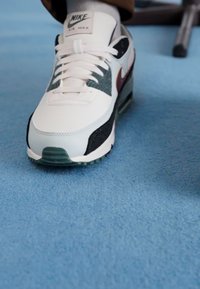 Nike Sportswear AIR MAX 90 PRM  - Sneakers - phantom/burgundy crush/vintage green/black/light silver
