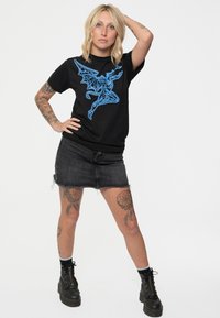 Paradiso Clothing SABBATH LIGHTNING HENRY - Print T-shirt - black