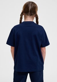 Hummel UNISEX granatowy