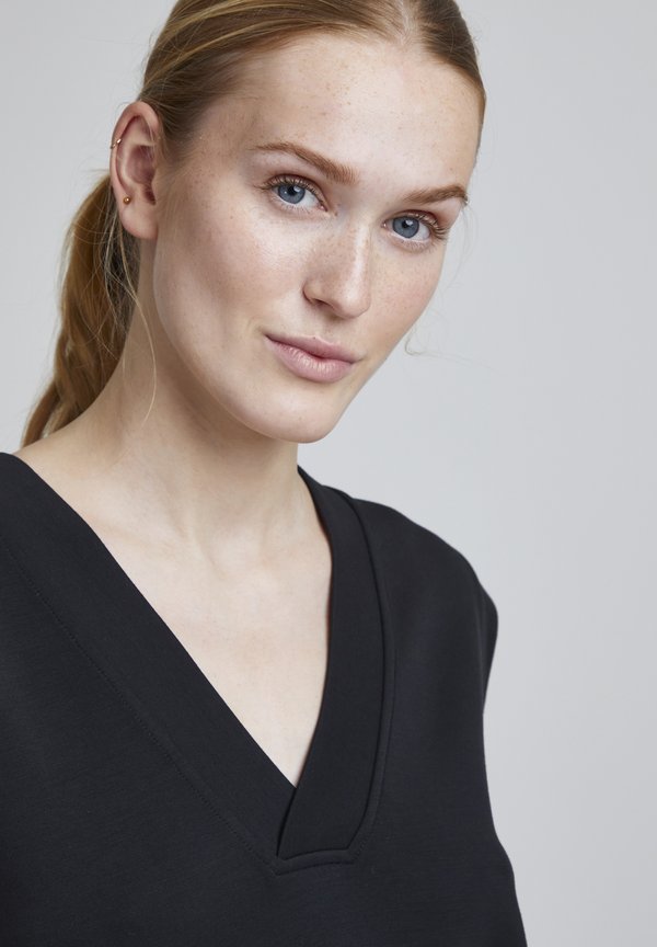 BYPUSTI SLIPOVER - Basic T-shirt3