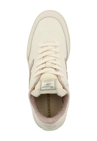 White leather sneaker with a padded pink suede collar. Rounded toe, perforated upper, and flat laces. Branding on tongue and insole.