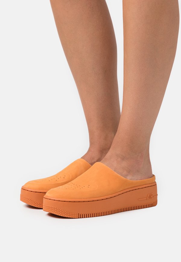 W AF1 LVR - Mules - cinder orange