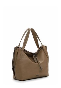 Bruin lederen handtas met twee korte hengsels, gebogen vorm, zwarte rits en decoratieve studs op de hengsels. Gladde textuur.