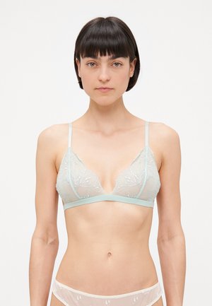 Bralette in pizzo trasparente azzurro chiaro con ricami floreali, coppe triangolari, spalline regolabili e una fascia morbida.