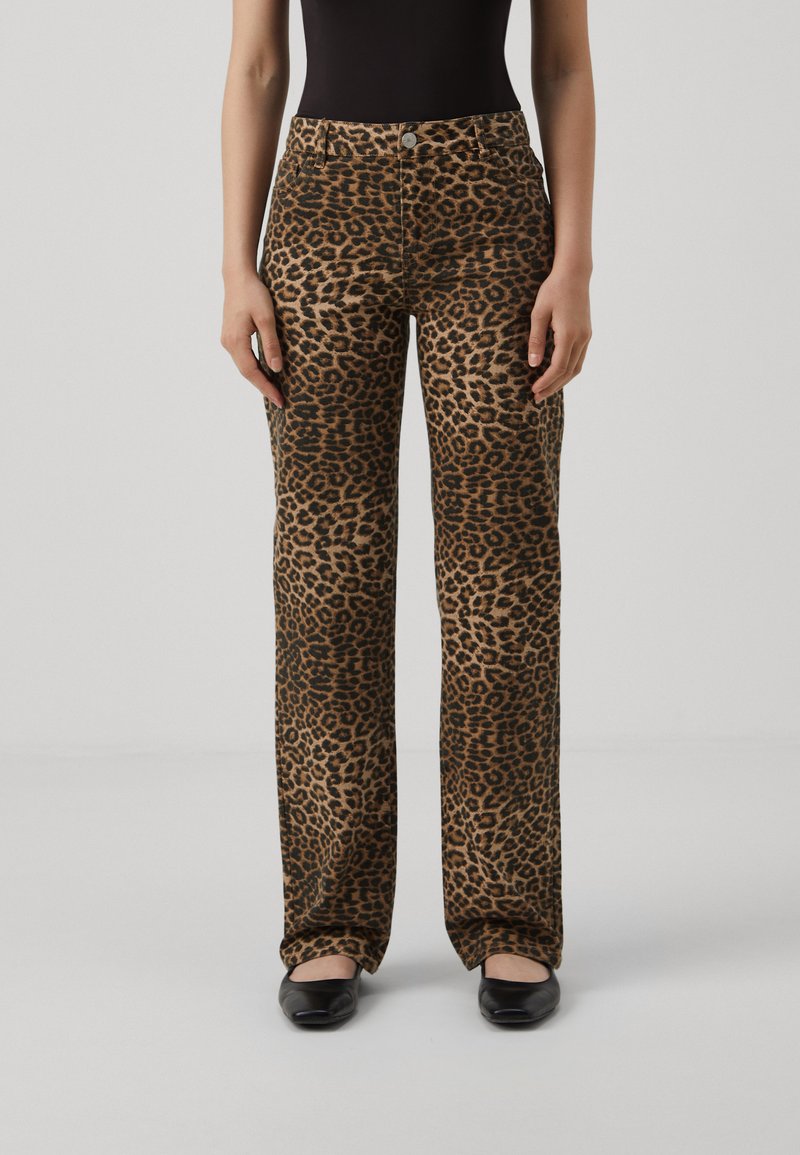 Pieces PCGINGER - Džíny Straight Fit - black denim