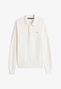 Selected, ivory petal