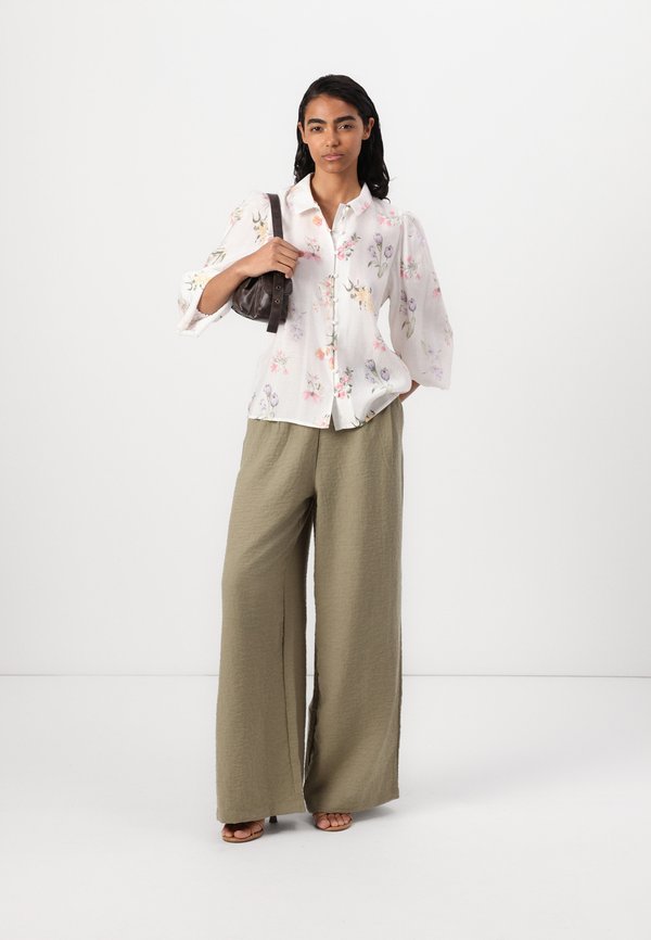 VIEDNANA SHIRT - Button-down blouse3